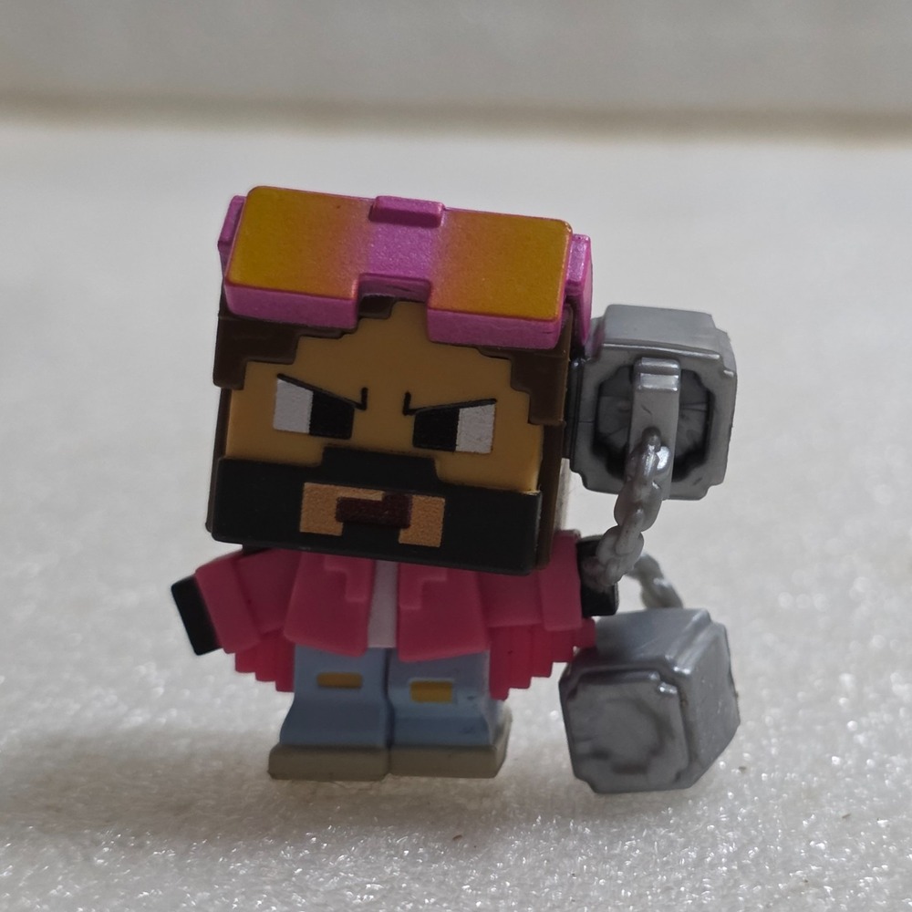 Mojang A Minecraft Movie Garrett Garrison Spawn Egg Mini Mode Figure 1.75"